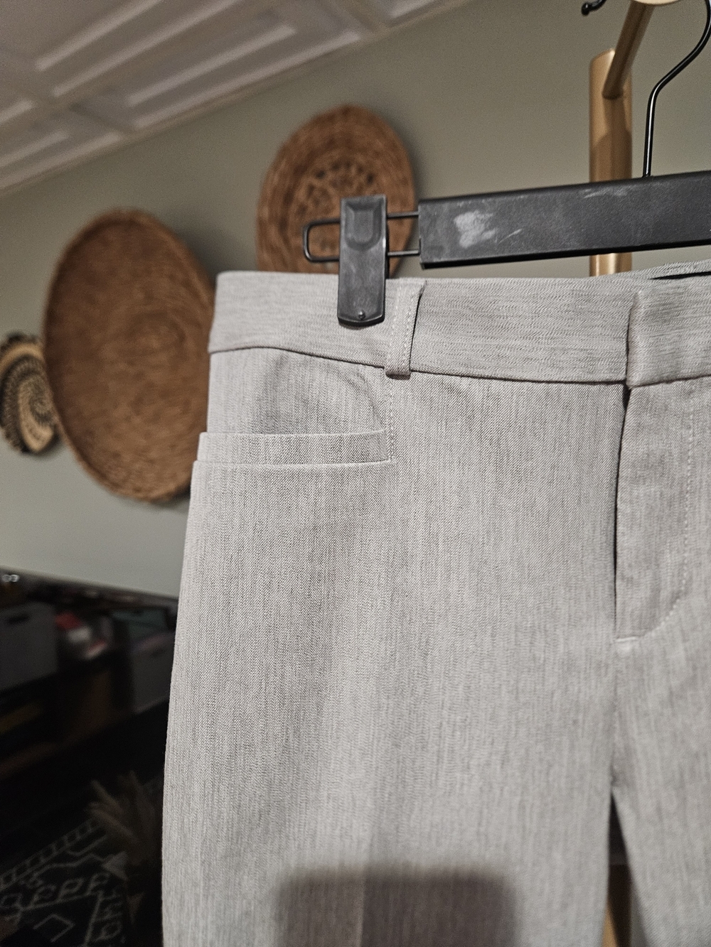 Banana Republic Sloan Curvy Fit Ankle Trousers – Gray. Size 6 (Like New) - Picture 11 of 16